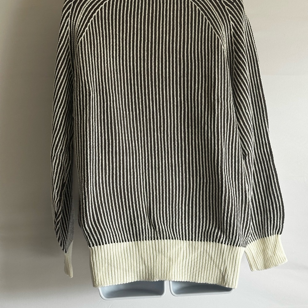 SH EWIN WOMENS GRAY & CREAM STRIPED PATTERN POLO NECK SWEATER - Picture 3 of 9